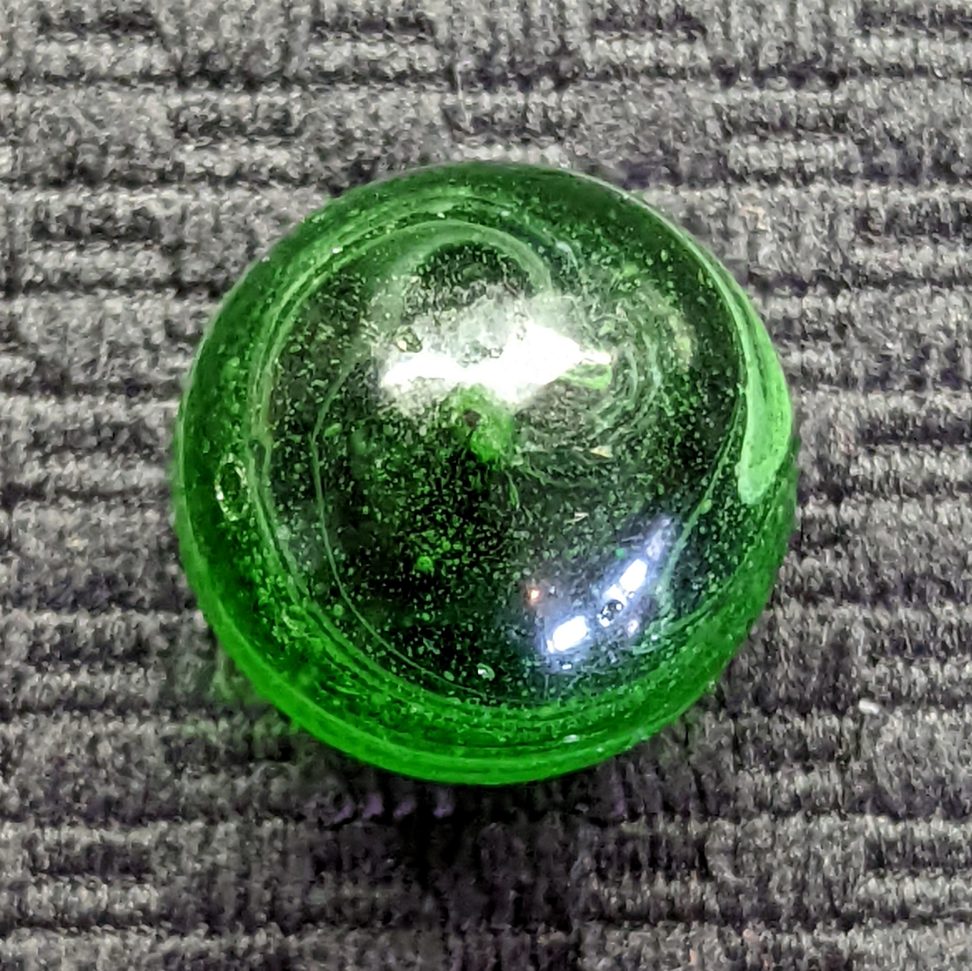 TWISTING SPINNER~GLASS MARBLE~13/16" ~CooL AND UNiQuE~GET IT NOW!! 
