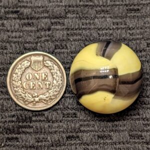 Very Pretty 7/8" Marble King Bumblebee with a Central Black Stripe in each Dark Ribbon!