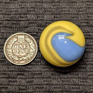 Giant Almost 1" Twisty AKRO Corkscrew of Blue & Yellow w/ a Brown Tracer